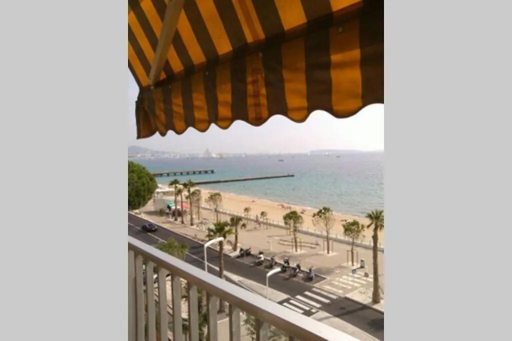 Great Waterfront Apartment In Cannes Boccacabana