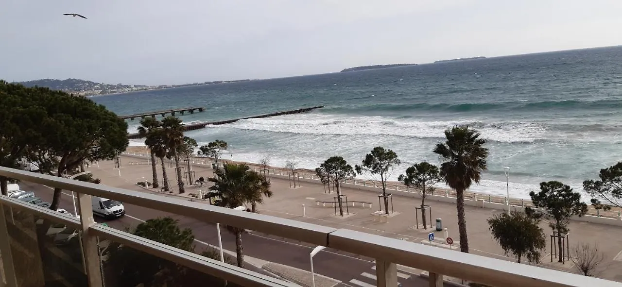 Great Waterfront Apartment In Cannes Boccacabana