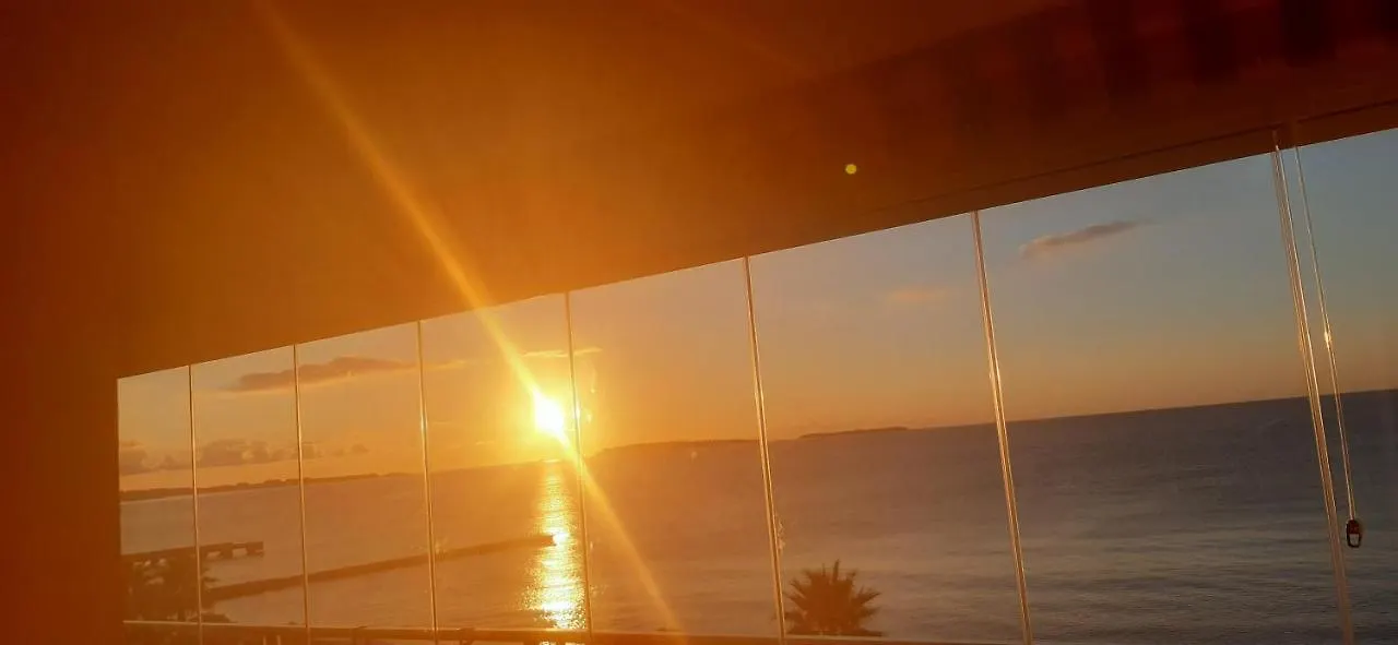 Great Waterfront Apartment In Cannes Boccacabana