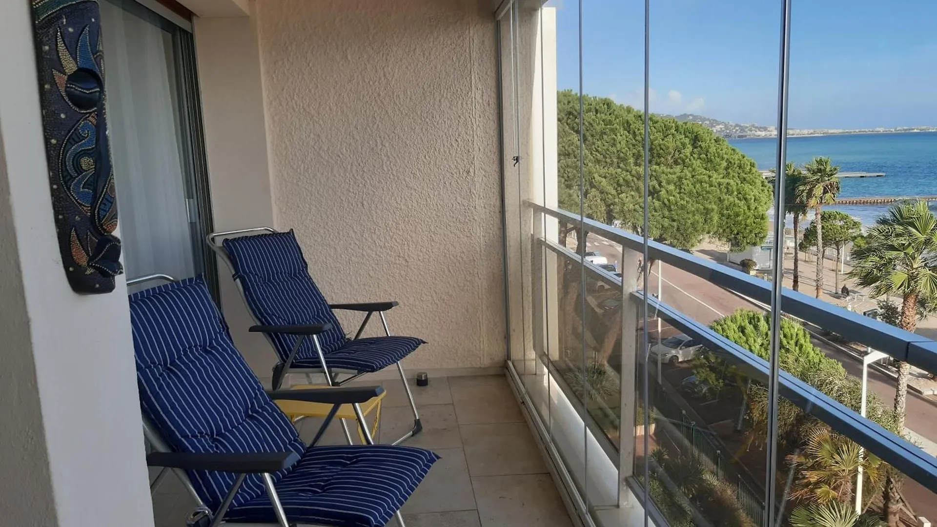 Great Waterfront Apartment In Cannes Boccacabana 0*,  Francja